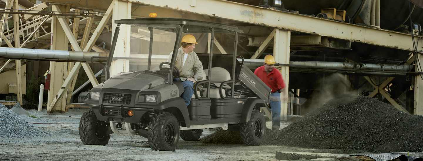 El Carryall 1700 es un excelente alquiler de vehículos utilitarios para sitios de construcción y mucho más