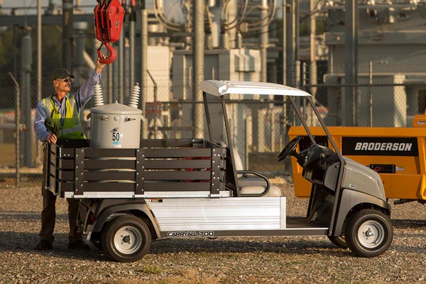 Carryall 700 electric utility vehicle with lithium ion battery