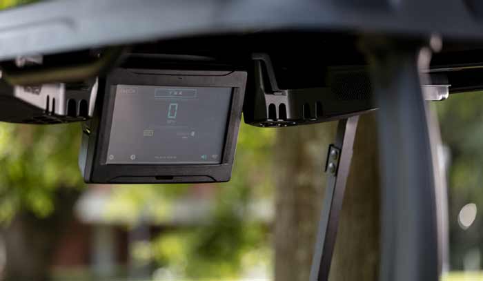 golf cart connected car screen with car diagnostics and gps tracking