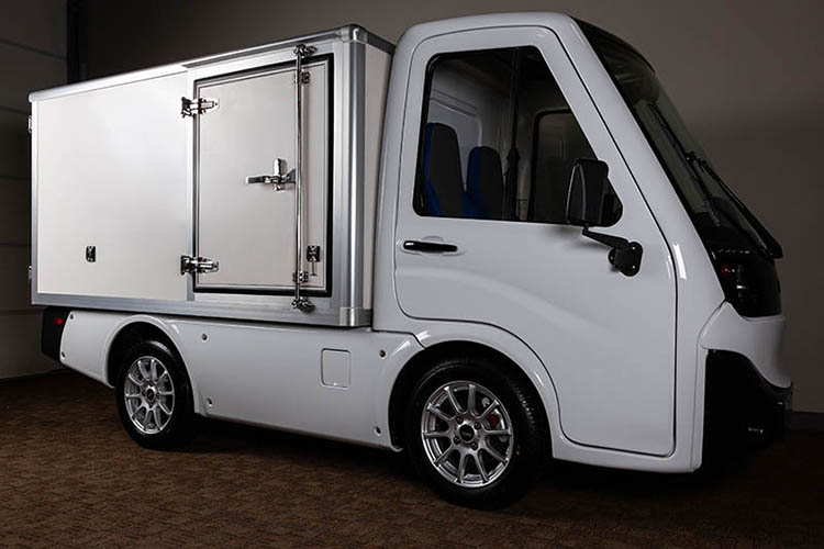 utility vehicle 411