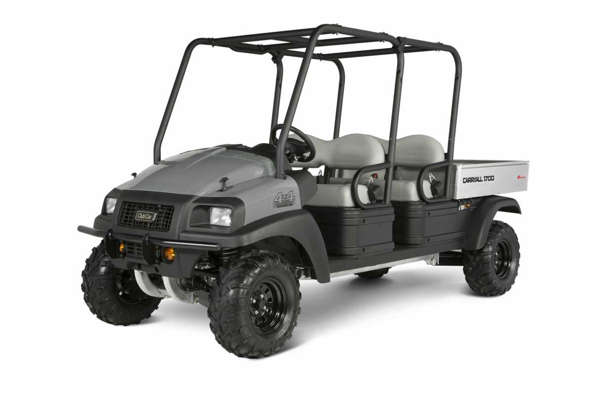 Carryall 1700 4x4 AWD utility vehicle