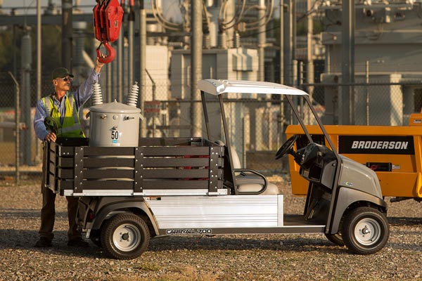 Carryall 700 electric utility vehicle with lithium ion battery