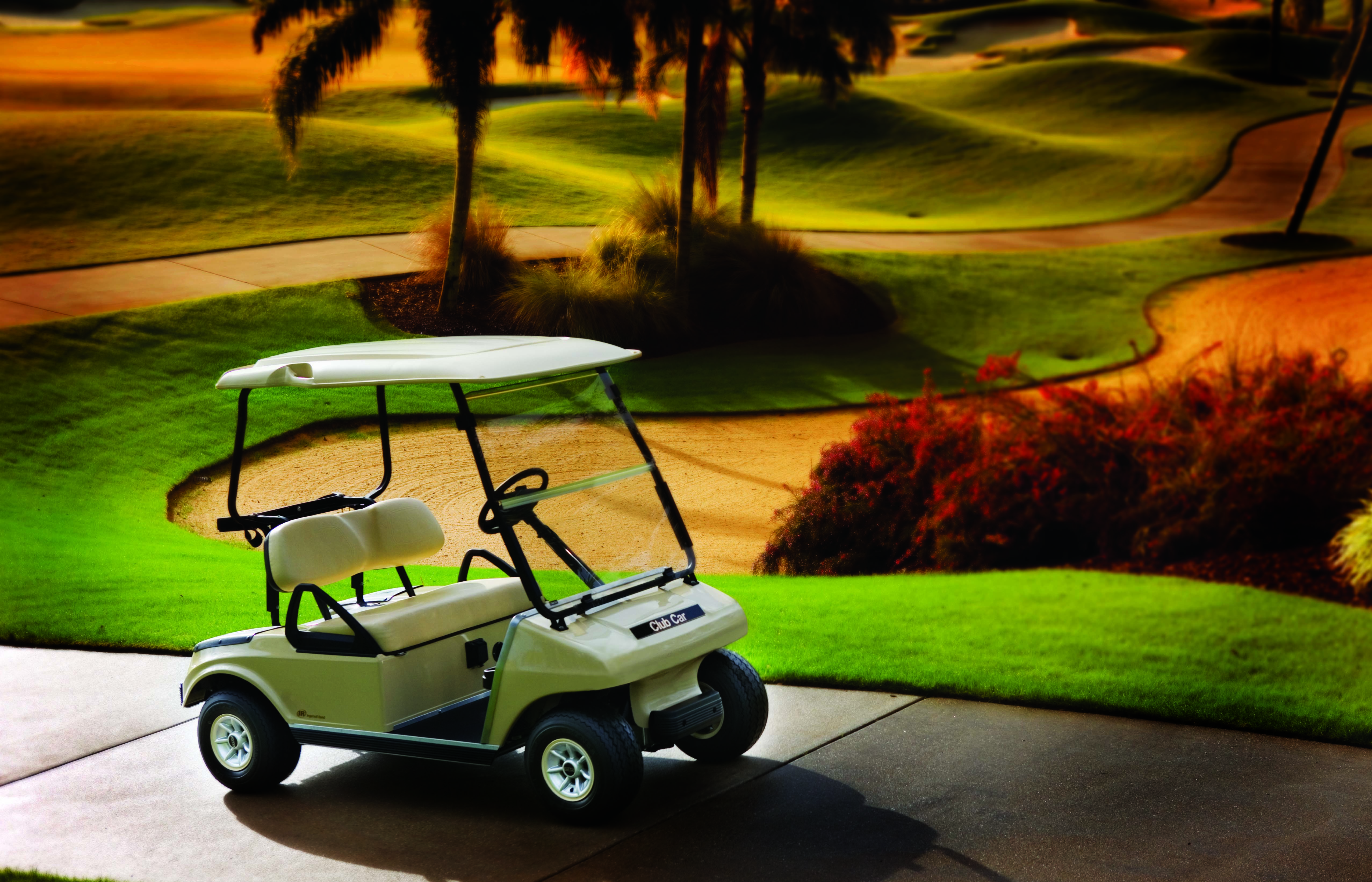 Golf Business News - Club Car Visage GPS system creates 'virtual