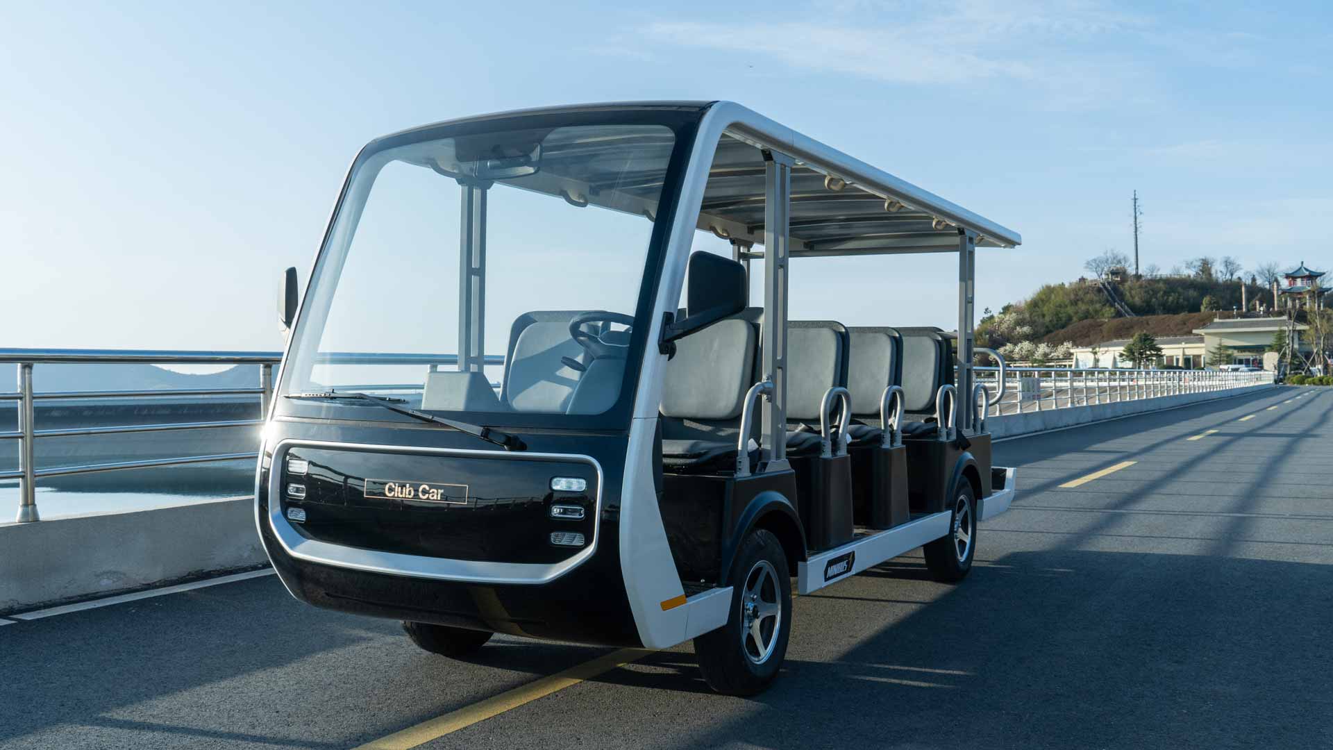 Minibus electric bus