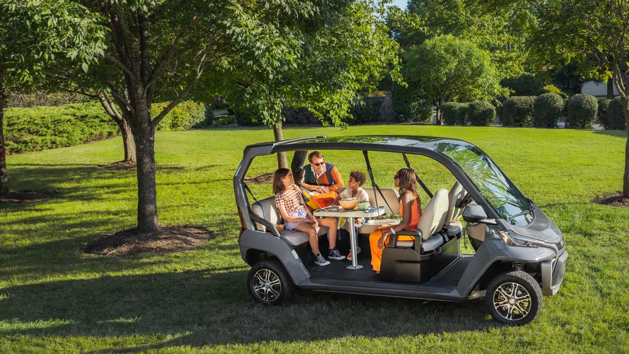 Neighborhood Electric Vehicle Club Car CRU